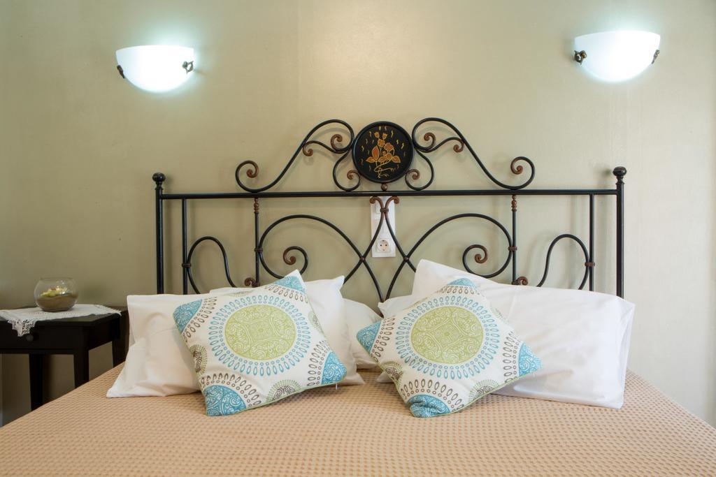 Nikodimos Garden Apartment *